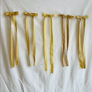 Rosemarine Textiles Long Bow in Butter (listing is a single bow)